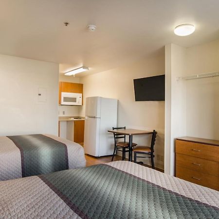 Hometowne Studios By Red Roof Denver - Airport/Aurora Εξωτερικό φωτογραφία