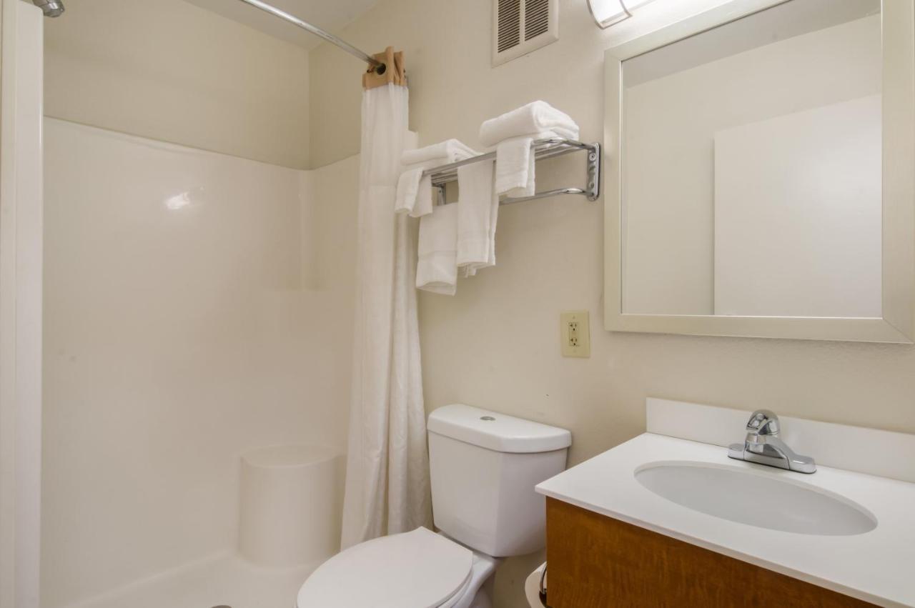 Hometowne Studios By Red Roof Denver - Airport/Aurora Εξωτερικό φωτογραφία
